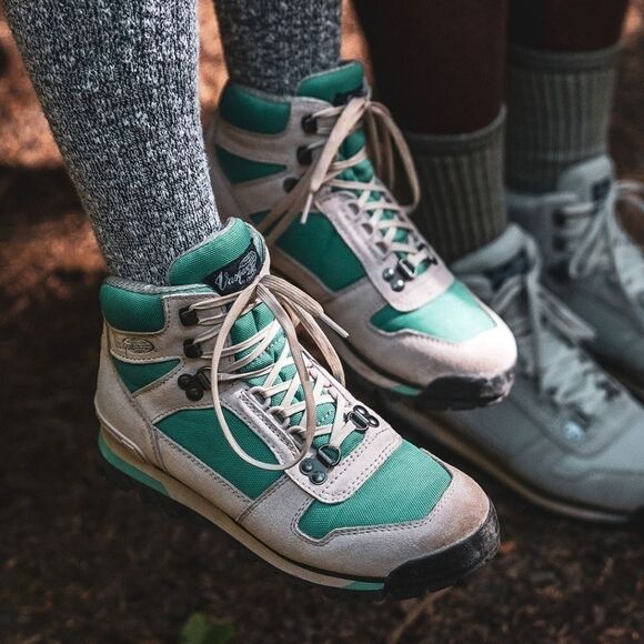 Vintage 80s Retro Vasque Clarion '88 Taupe Turquoise Suede Leather Hiking Boots - Picture 1 of 12